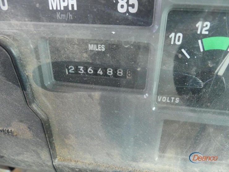 2000-international-4700-image-15