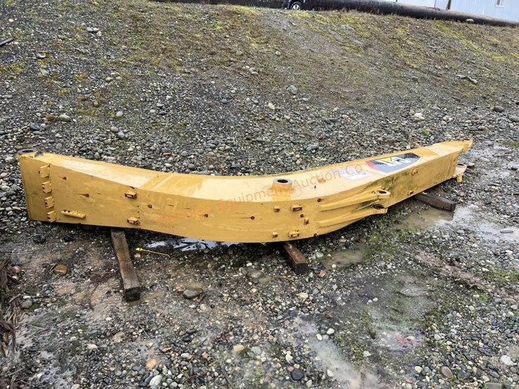 cat-312-excavator-boom-image-1