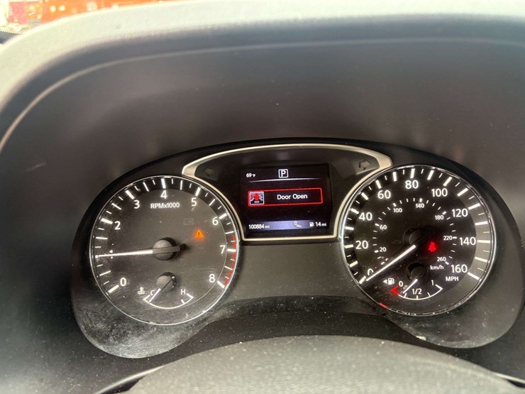 2017-nissan-pathfinder-image-26