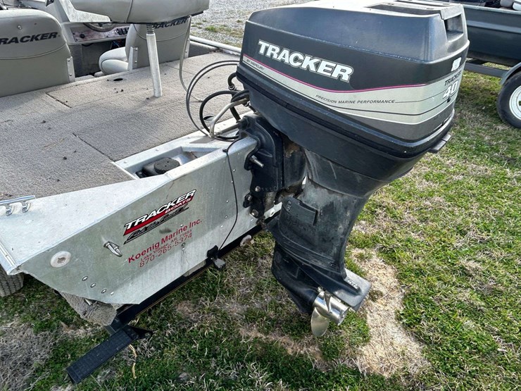 1999-bass-tracker-pro-team-165-boat-w/trailer-image-11