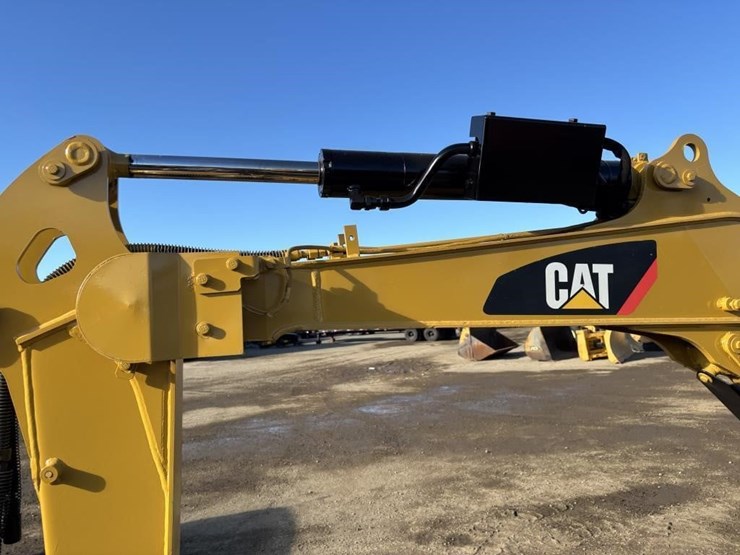 caterpillar-303.5-image-15