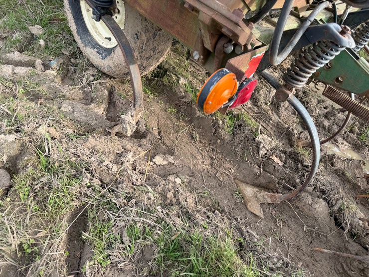 john-deere-38-image-30