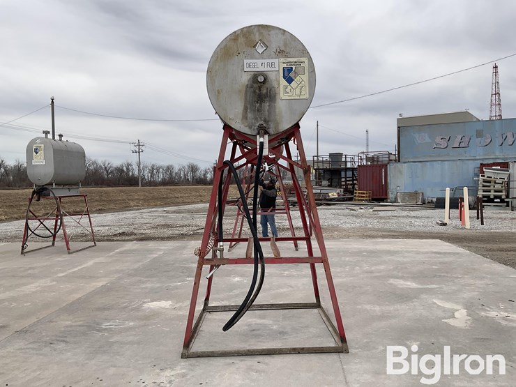 free-standing-300-gal-diesel-tank-image-2