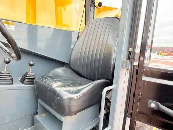 2014-gehl-rs10-55-image-40