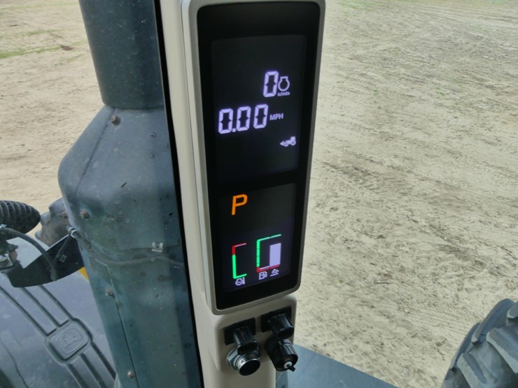 john-deere-8370r-image-15