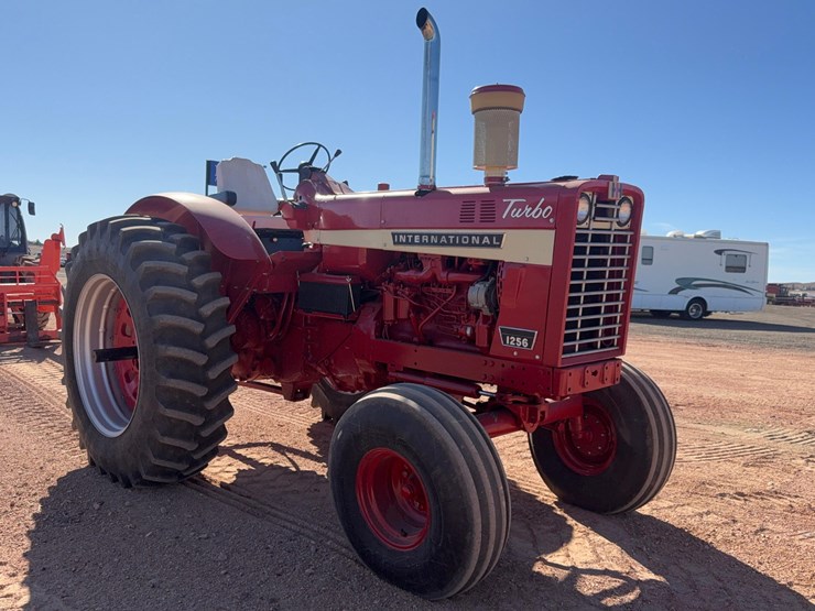 1967-international-1256-image-3