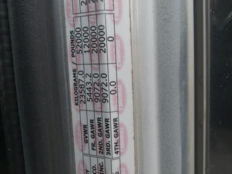 2007-peterbilt-379-image-22