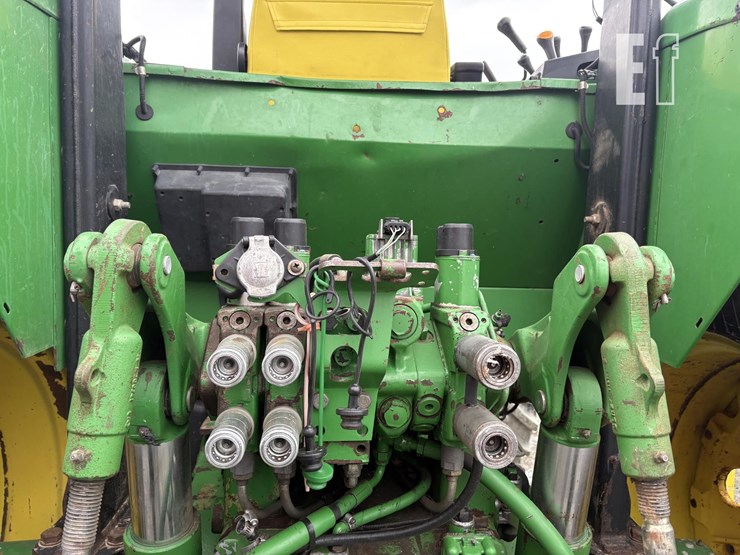2005-john-deere-7220-image-15