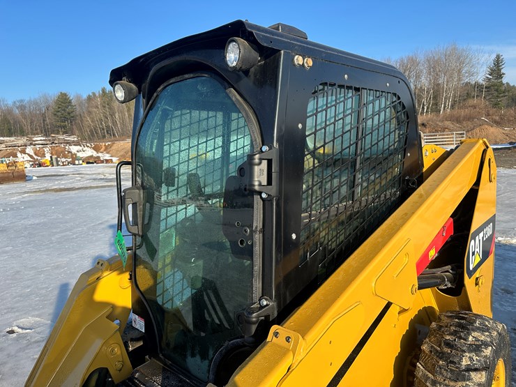 2018-caterpillar-236d-image-9