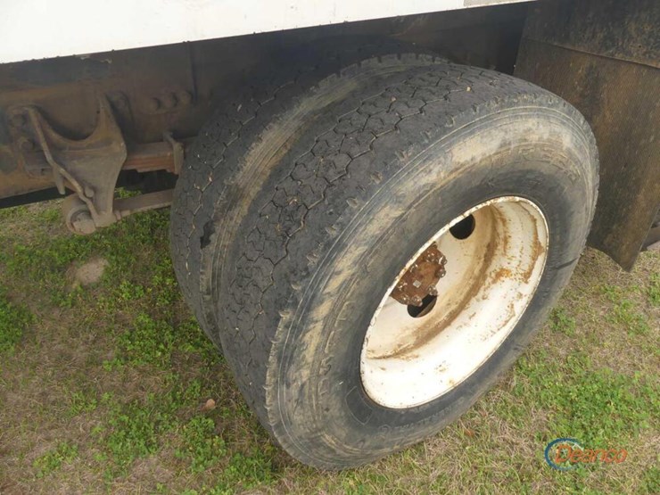 2007-international-durastar-4300-image-4