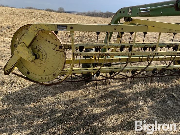 john-deere-670-image-13