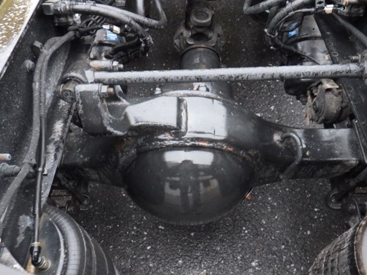 2016-international-8600-image-10