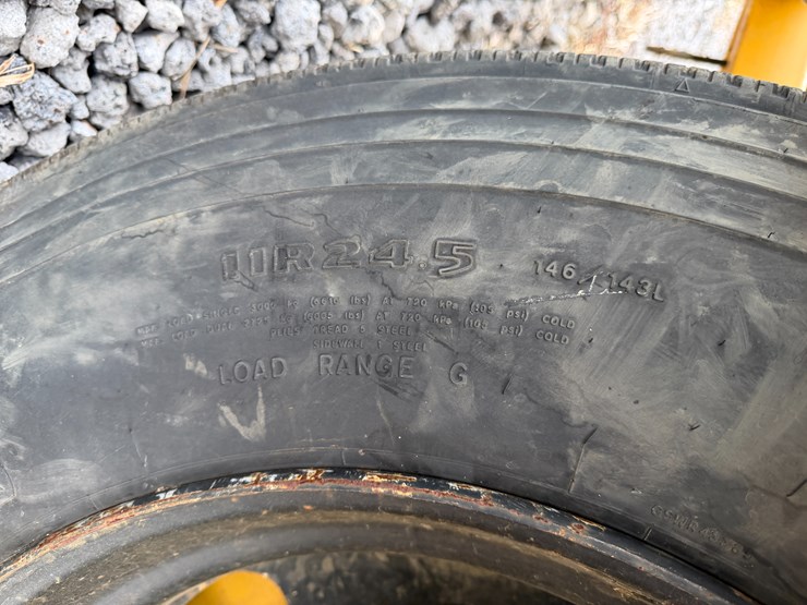 #41047-•-w&a-manufacturing-894-levee-seeder-and-packer-image-5