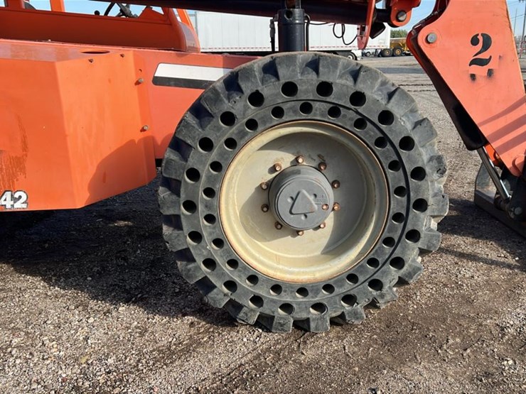 #1200-•-2011-jlg-6042-telehandler-image-62