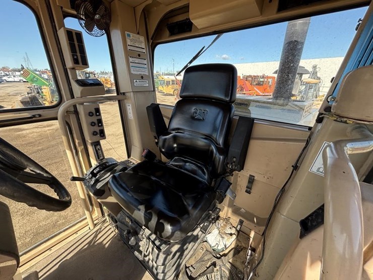 caterpillar-143h-image-37