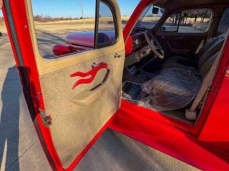 1938-chevy-street-rod,-ls1-v-8-engine,-4l60e-image-11