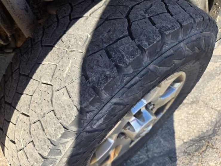 2018-dodge-2500-image-13