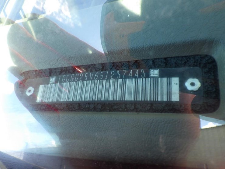 2005-chevrolet-express-2500-image-15