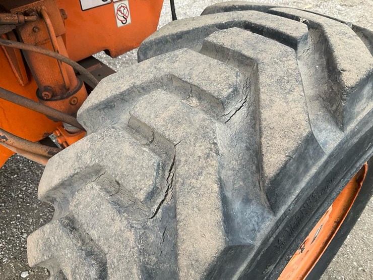 2002-jlg-601s-image-39