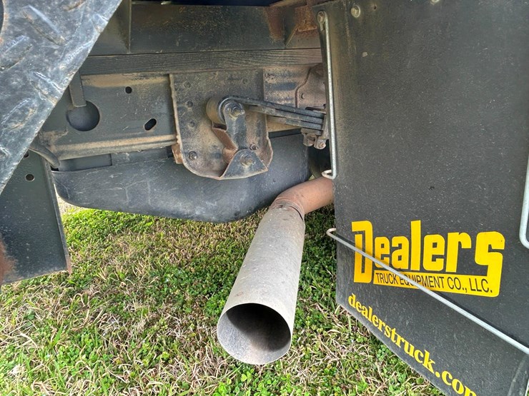 2015-gmc-3500hd-image-26