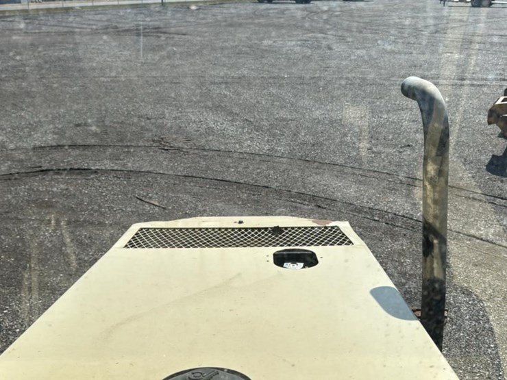 john-deere-4039-image-38