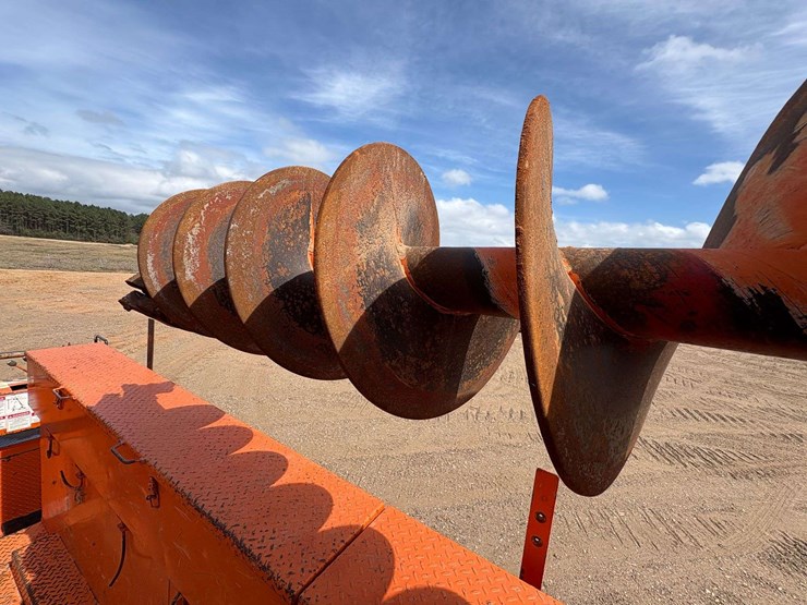 2004-international-durastar-4300-image-37