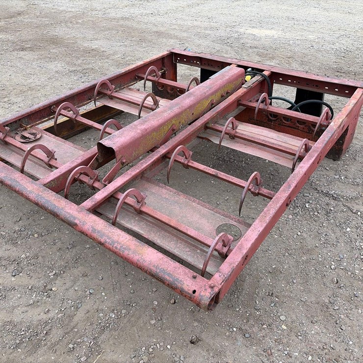 Farmhand Bale Accumulator