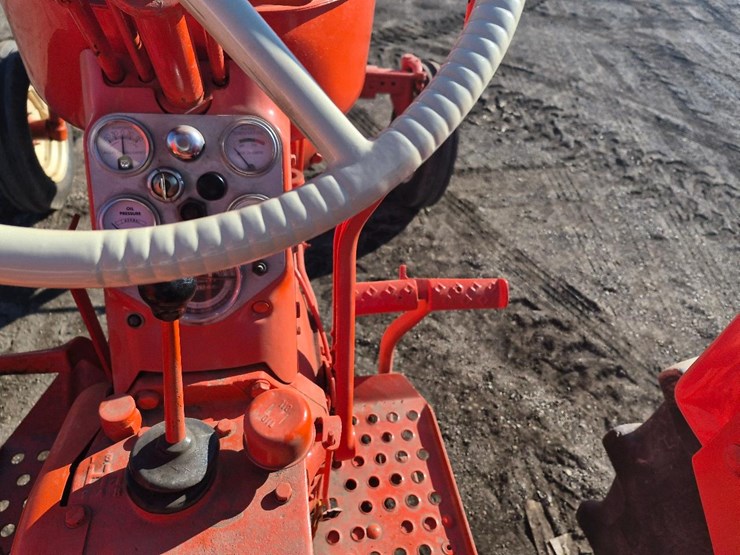 allis-chalmers-d19-image-26