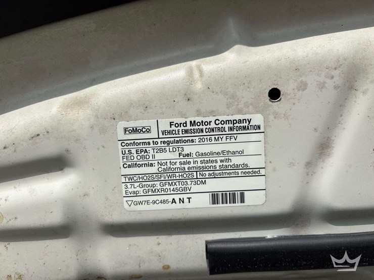 2016-ford-explorer-image-9