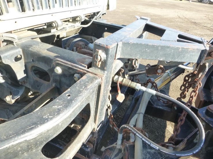 2004-international-7400-image-22