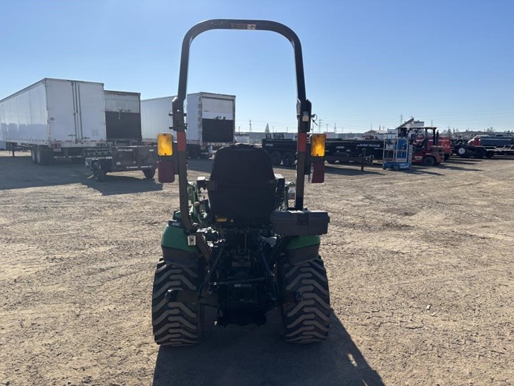 2021-john-deere-1025r-image-8