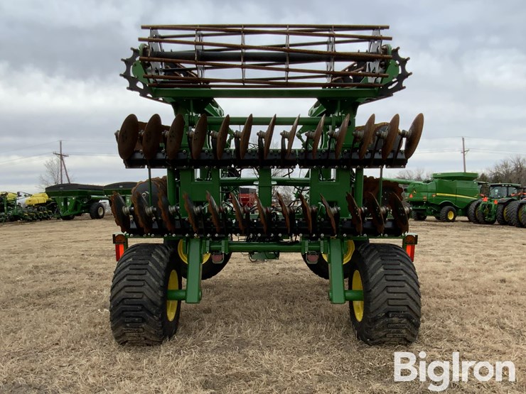 2023-john-deere-2680h-image-6