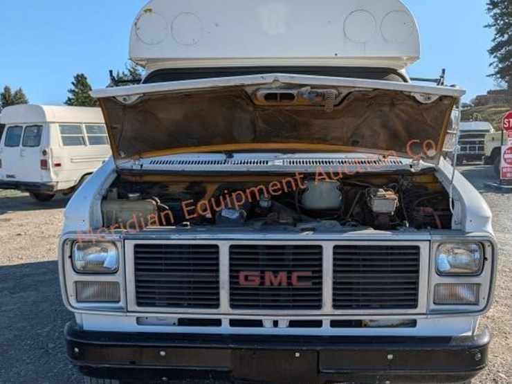 1986-gmc-3500-image-9