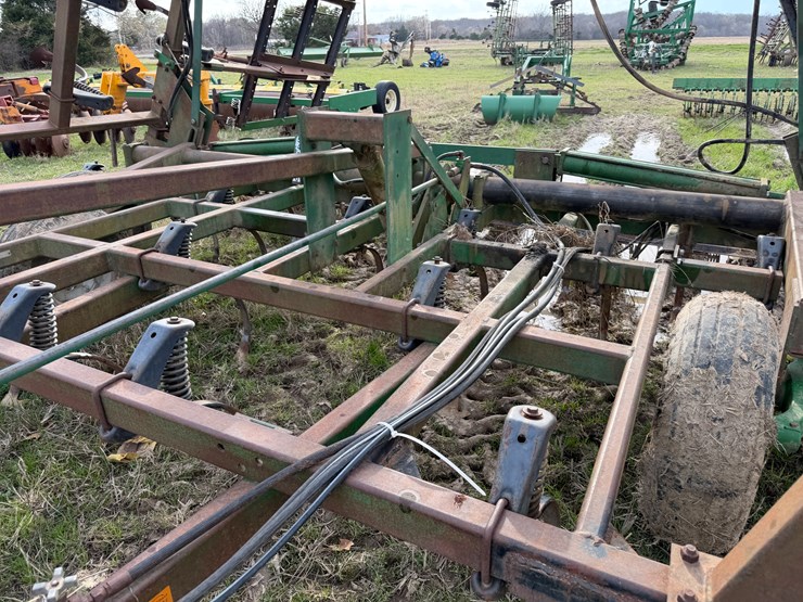 john-deere-38-image-39