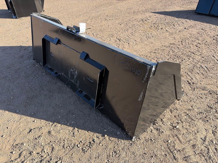 skid-steer-snow/litter-bucket-image-3