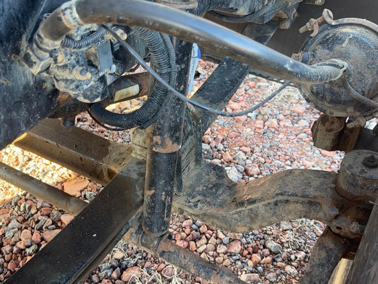 2004-kenworth-w900-image-16