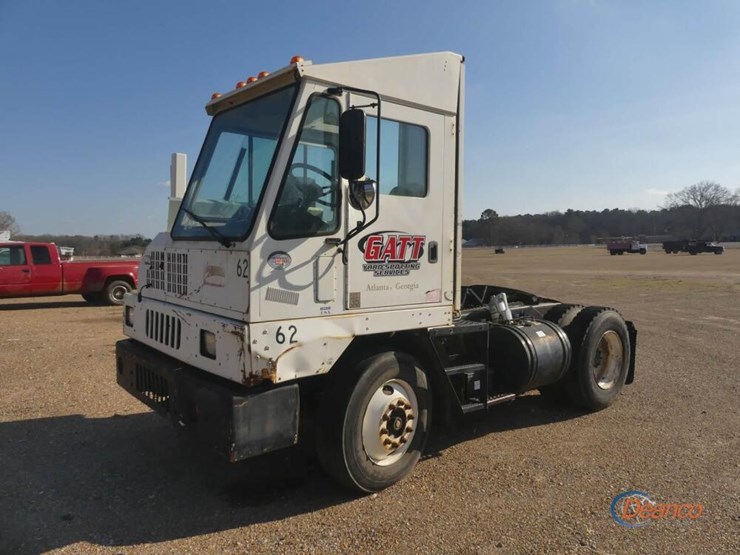 2009-kalmar-4x2-yard-jockey,-s/n-323464-(inoperable---no-title---bill-of-sale-only):-s/a,-bad-engine-image-15