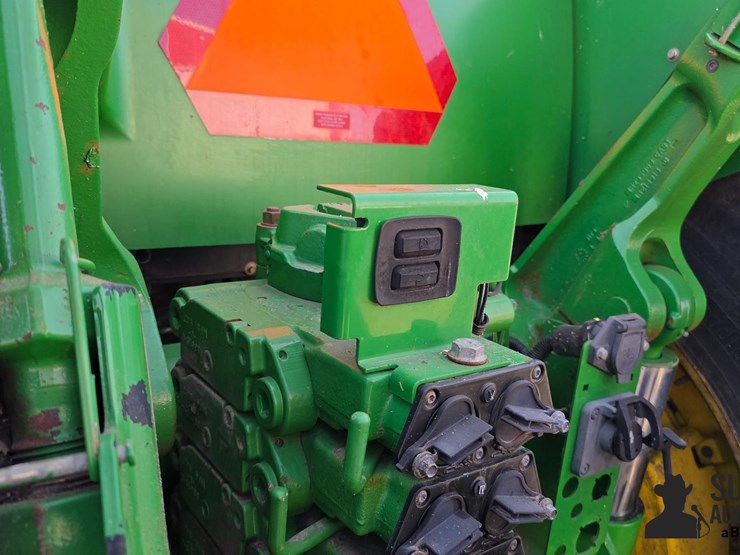 2007-john-deere-8230-image-12