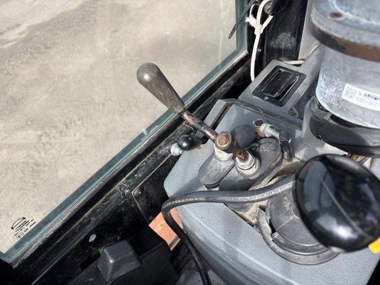 caterpillar-it14g-image-40