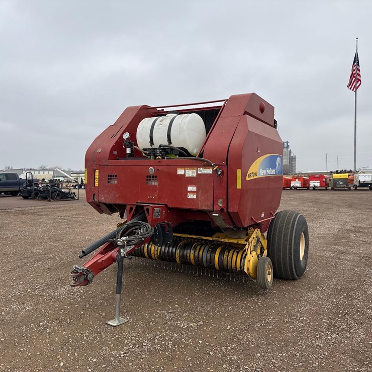2010 NEW HOLLAND BR7090