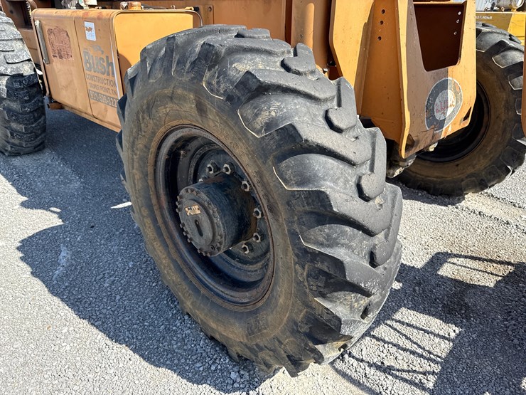 lull-644b-42-image-14