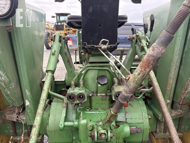 john-deere-2840-image-15