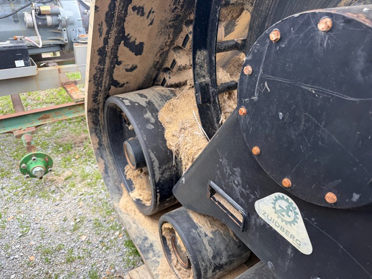 #41005-•-2022-zuidberg-36"-combine-tracks-image-11