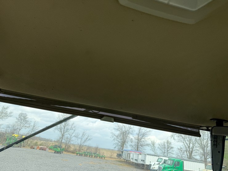 2023-john-deere-8r-310-image-64