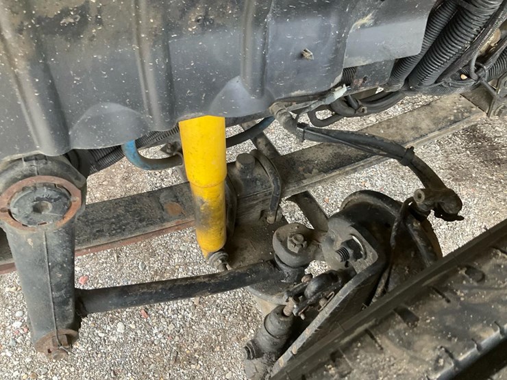 2014-international-7300-image-21