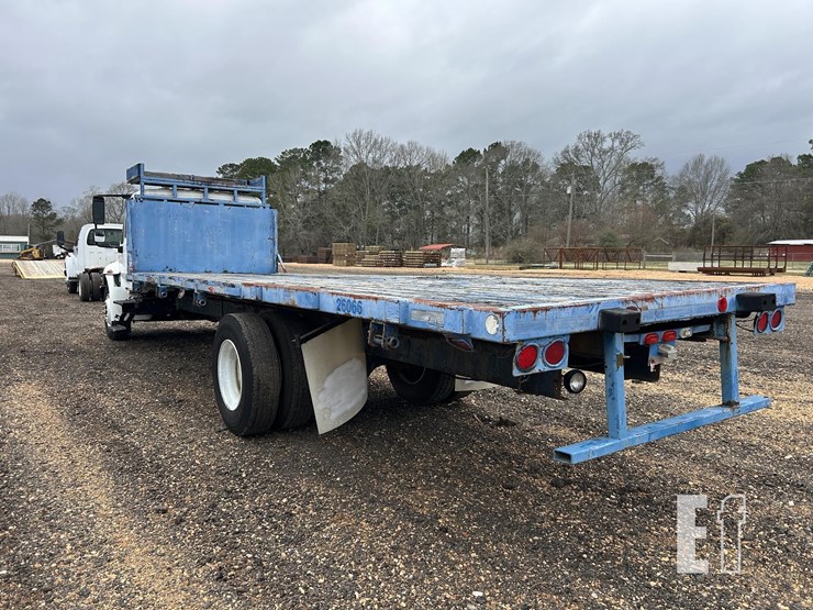 2004-international-4300-image-7