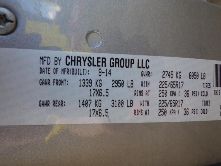 2015-dodge-grand-caravan-image-16