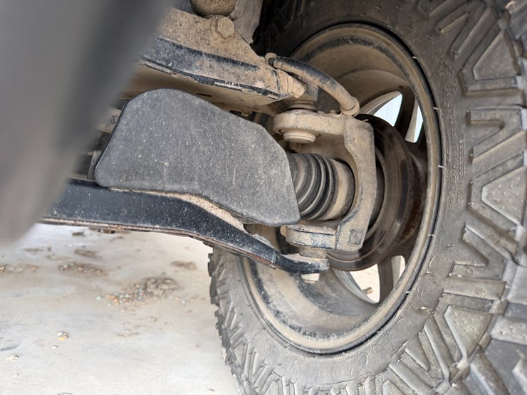 john-deere-gator-image-12