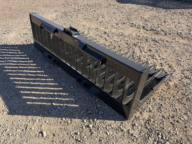 skeleton-bucket-low-side-image-3