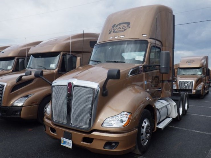 2022-kenworth-t680-image-1